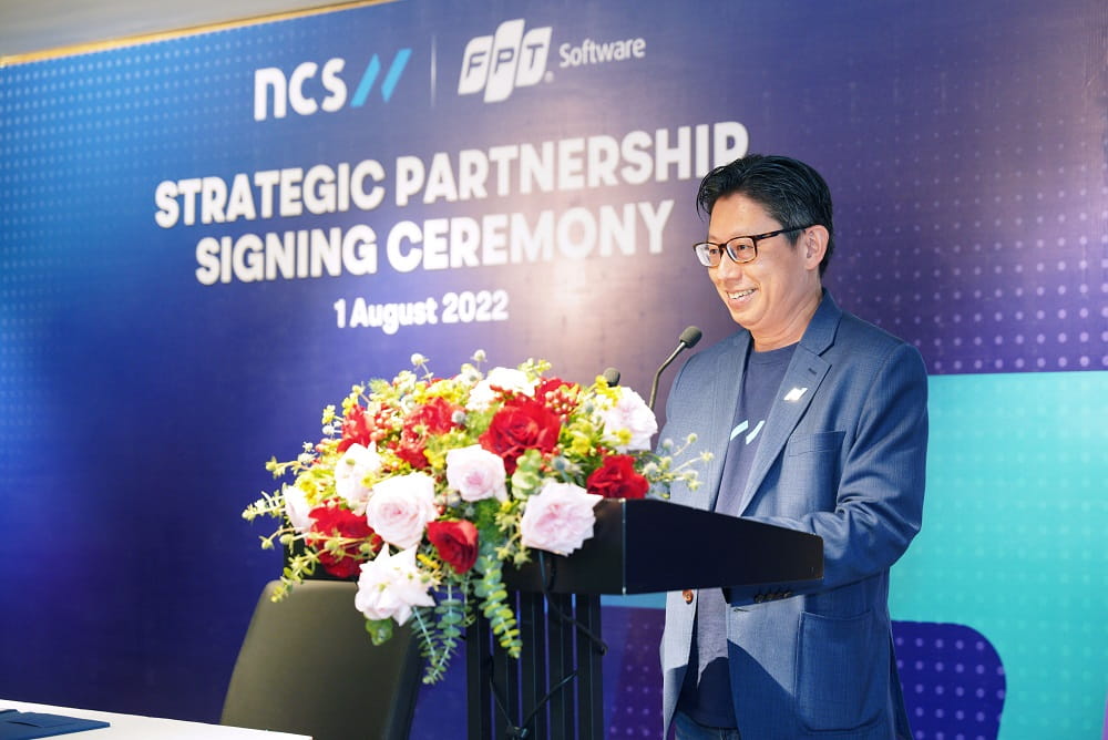 Mr Ng Kou Pin, CEO of NCS at the signing ceremony