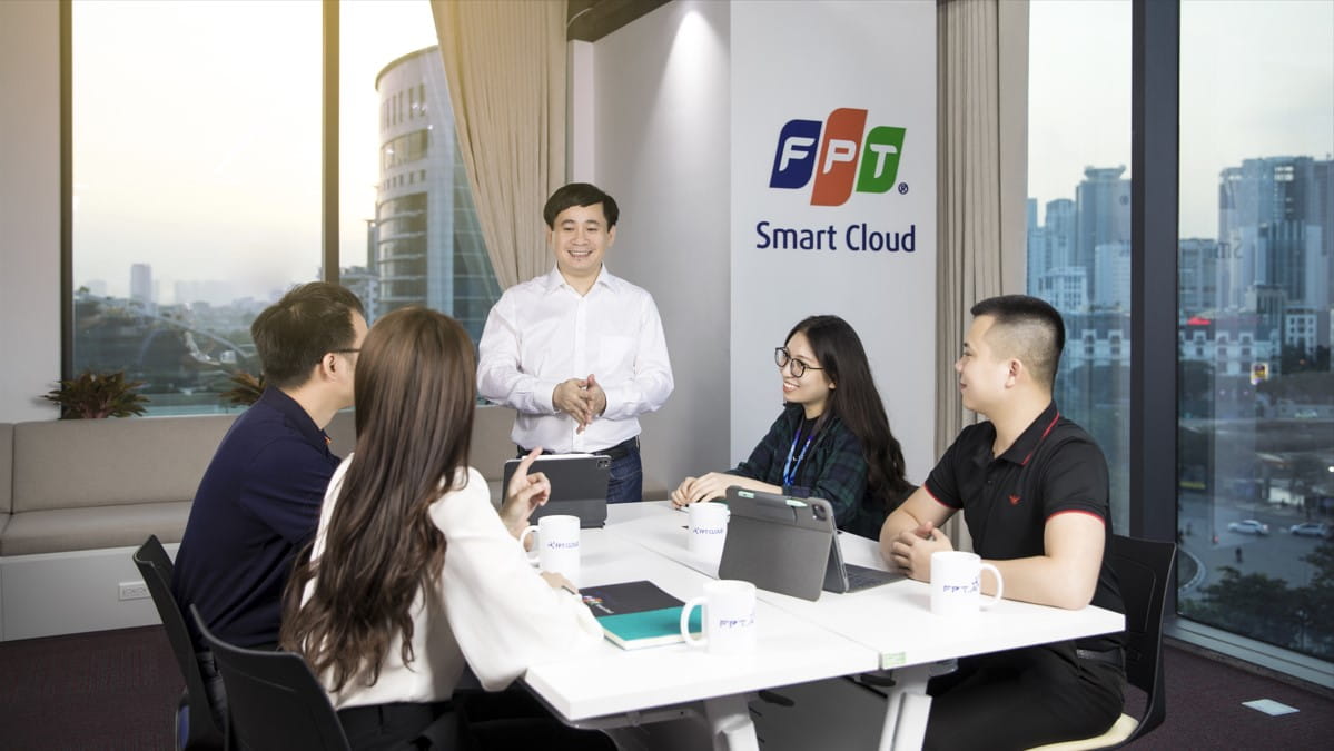 FPT AI Engage of FPT Smart Cloud Honored at the Asian Technology Excellence Award 2022