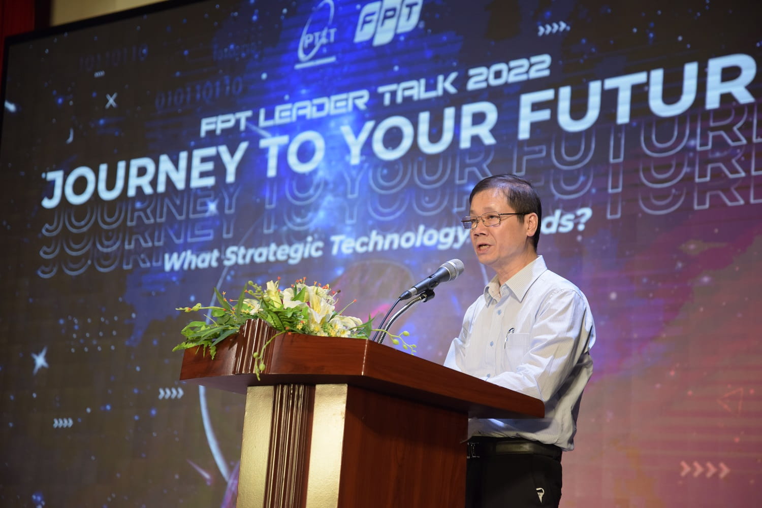 Dr. Vu Tuan Lam - Deputy Director of PTIT - made his speech at the event