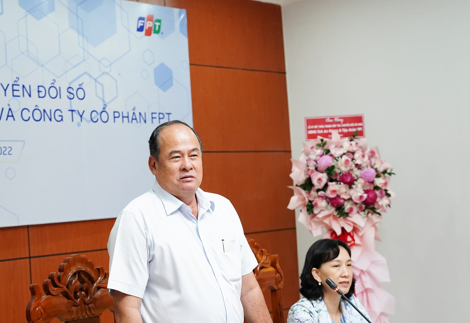 The Chairperson of An Giang People's Committee, Nguyen Thanh Binh, spoke at the Signing Ceremony
