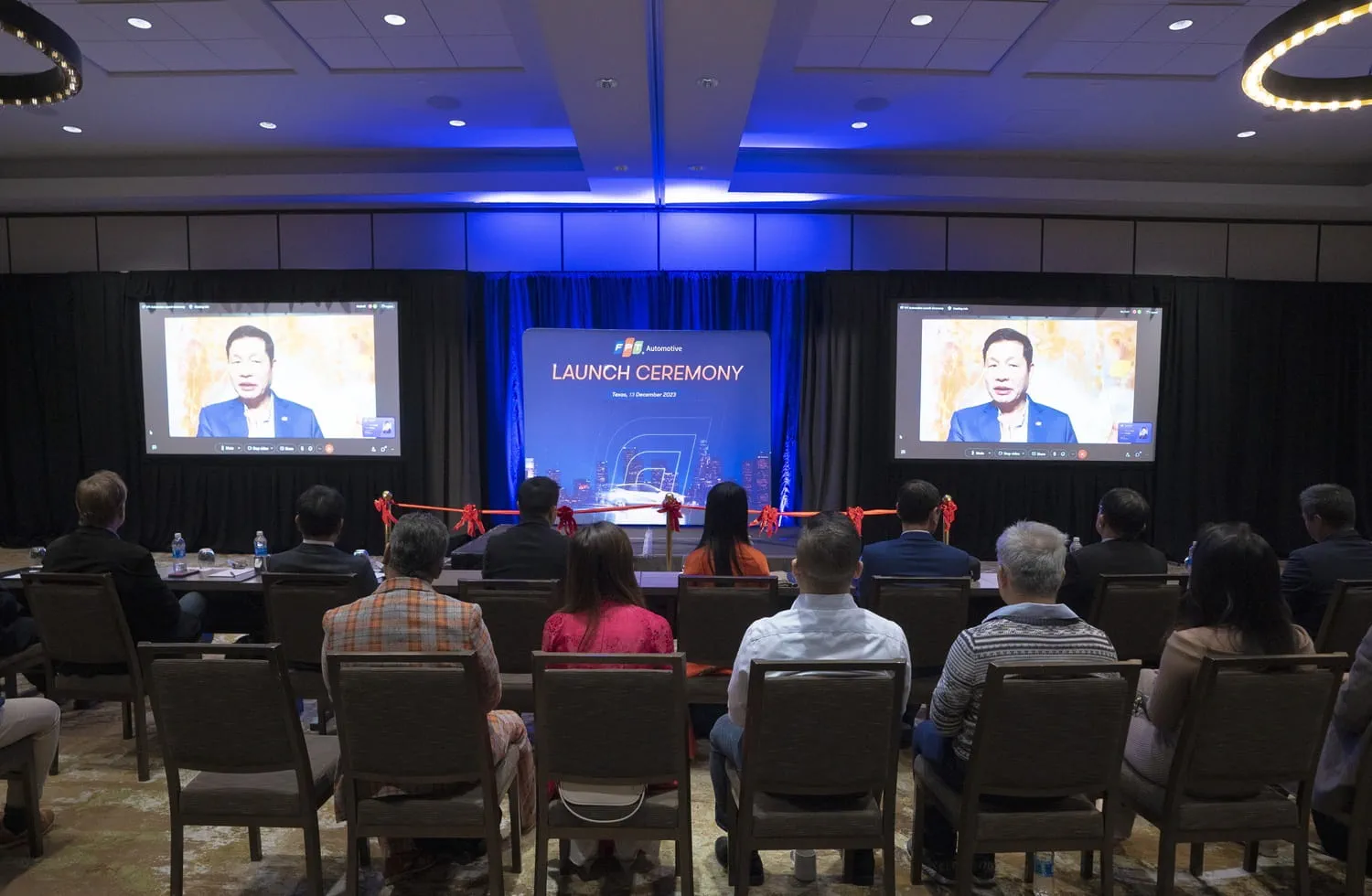 FPT Corporation Founder and Chairman, Dr. Truong Gia Binh joined the event virtually from Hanoi, Vietnam